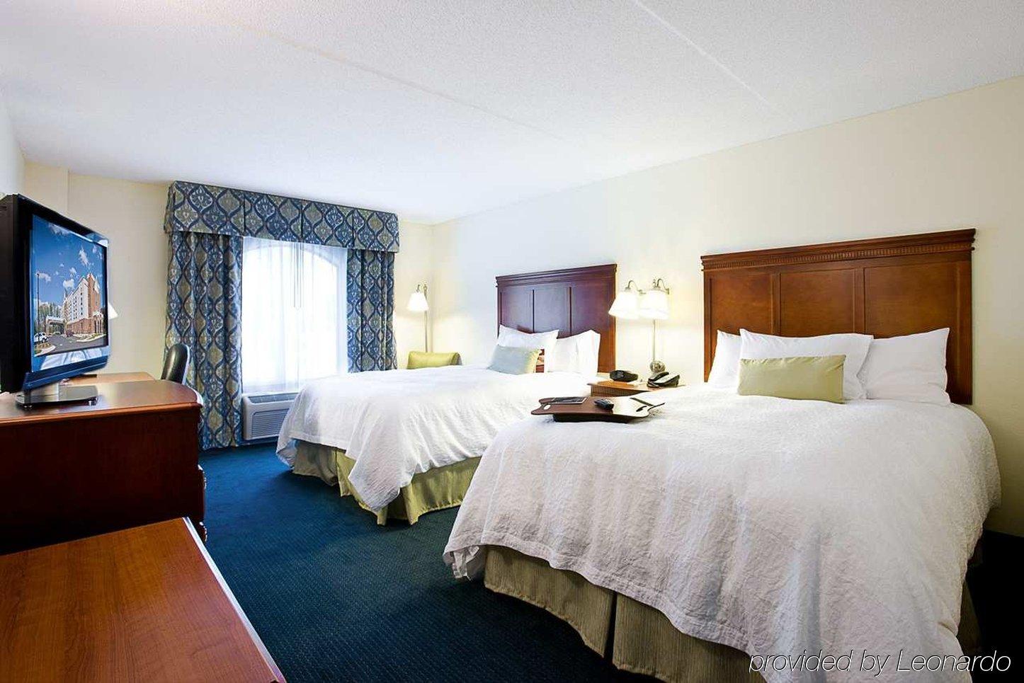 Hampton Inn Belmont At Montcross Phòng bức ảnh