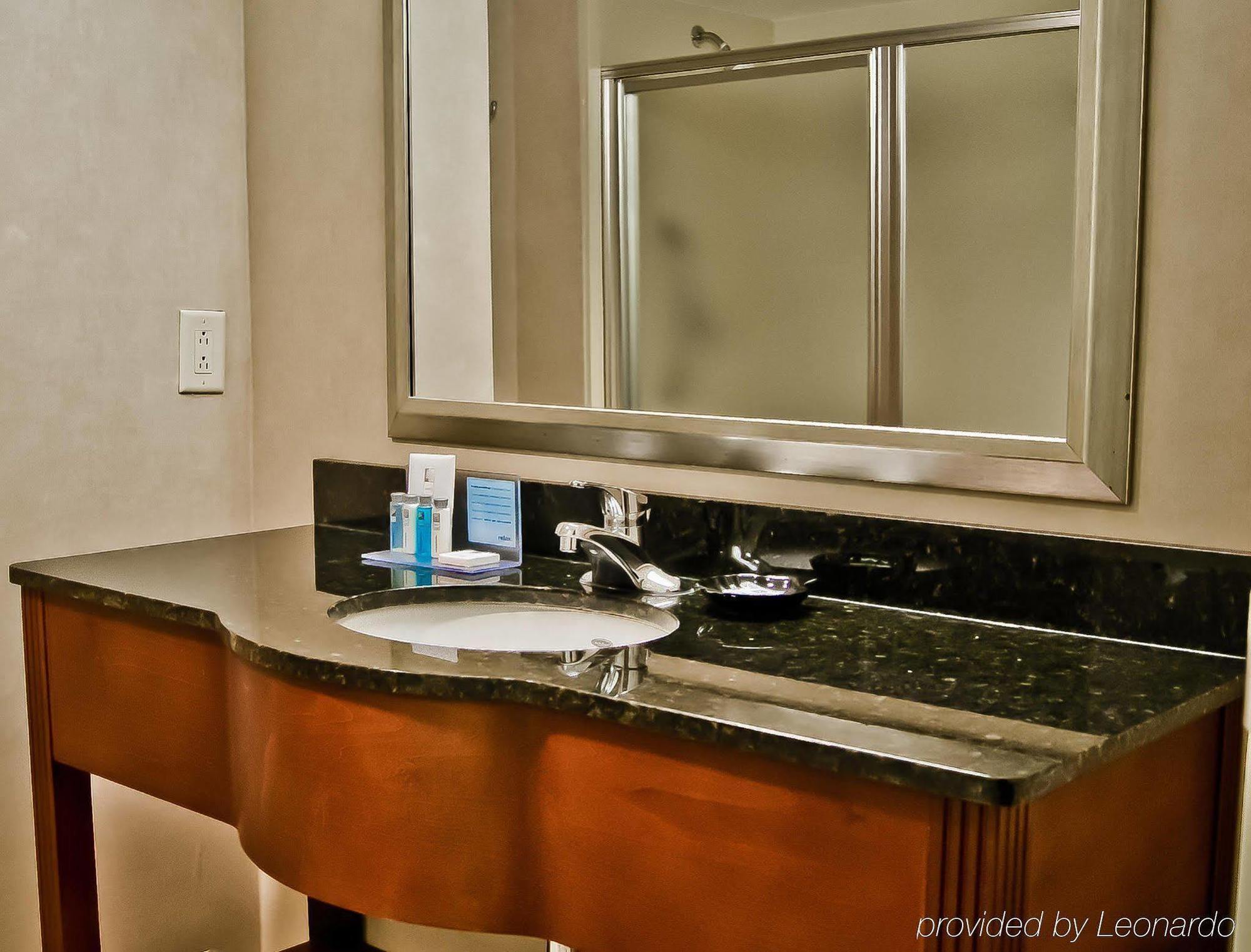 Hampton Inn Belmont At Montcross Ngoại thất bức ảnh